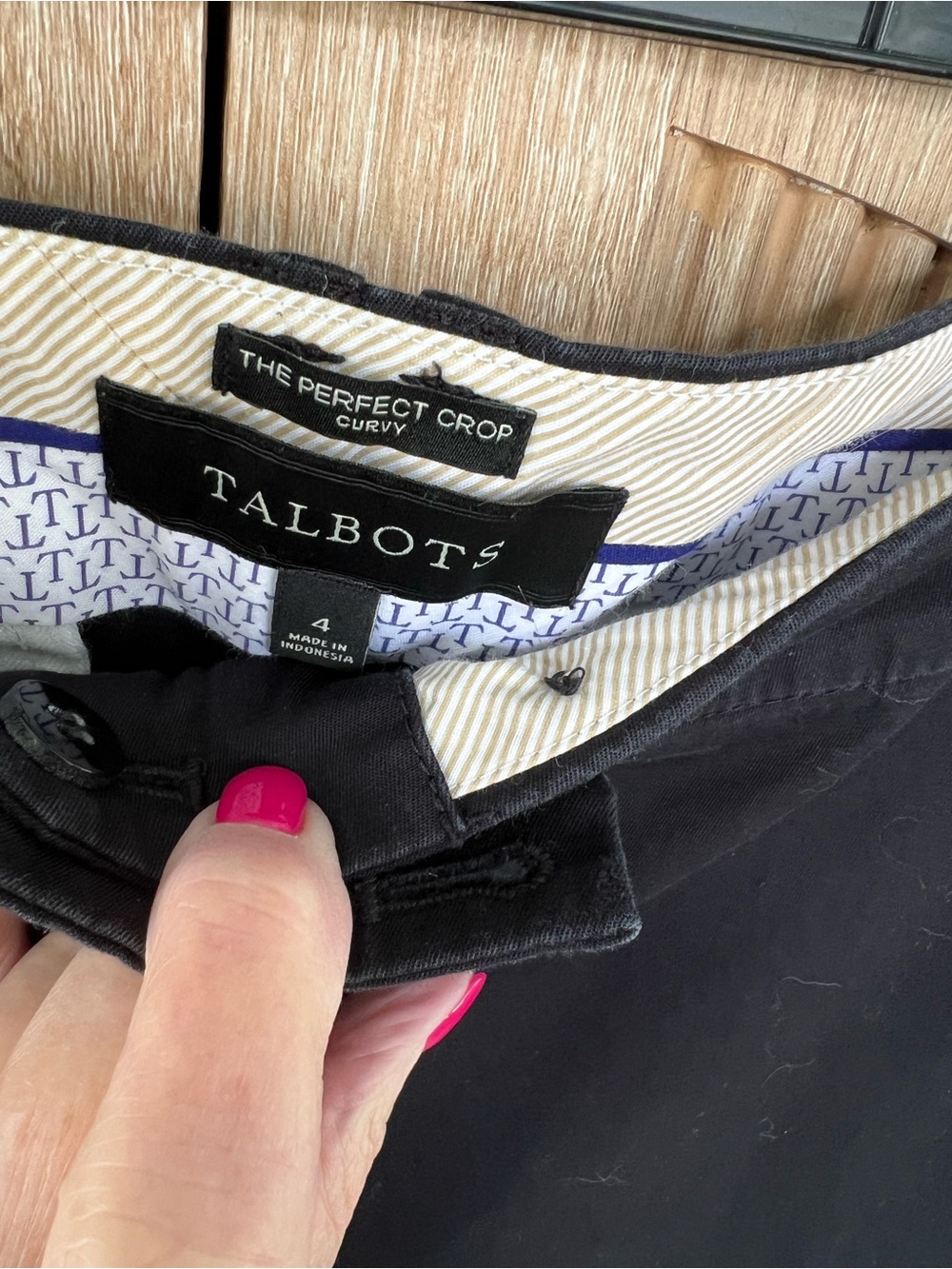 Talbots Black Perfect Crop Curvy cropped Pants Sz 4 - Picture 3 of 10